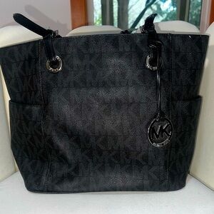 Large Michael Kors Tote